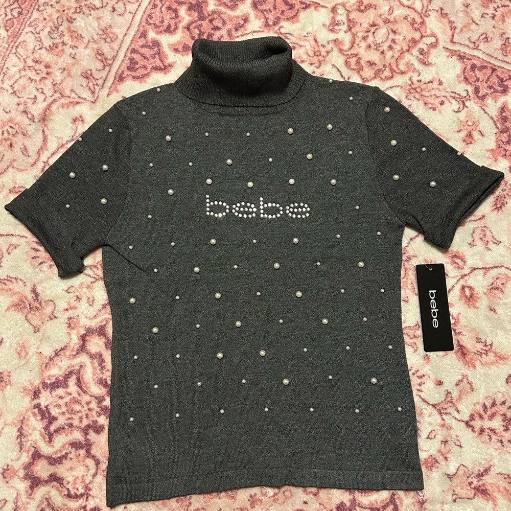 Bebe NWT Charcoal Short Sleeve Top with Pearl Accents